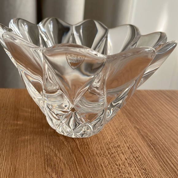 Signed ORREFORS DAISY Crystal Bowl Candy & Nut Dish Anne NILSSON Designer